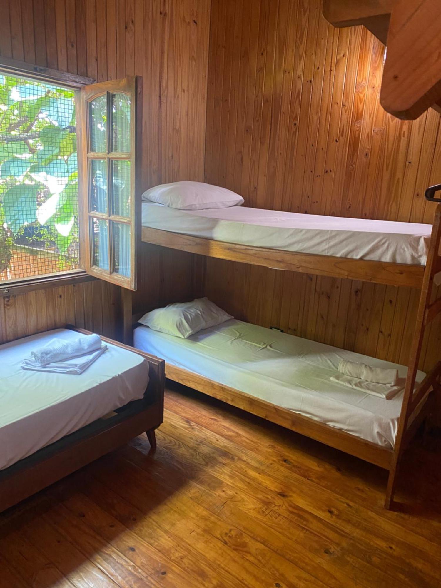 El Pindo Iguazu Aparthotel Puerto Iguazú Exteriör bild